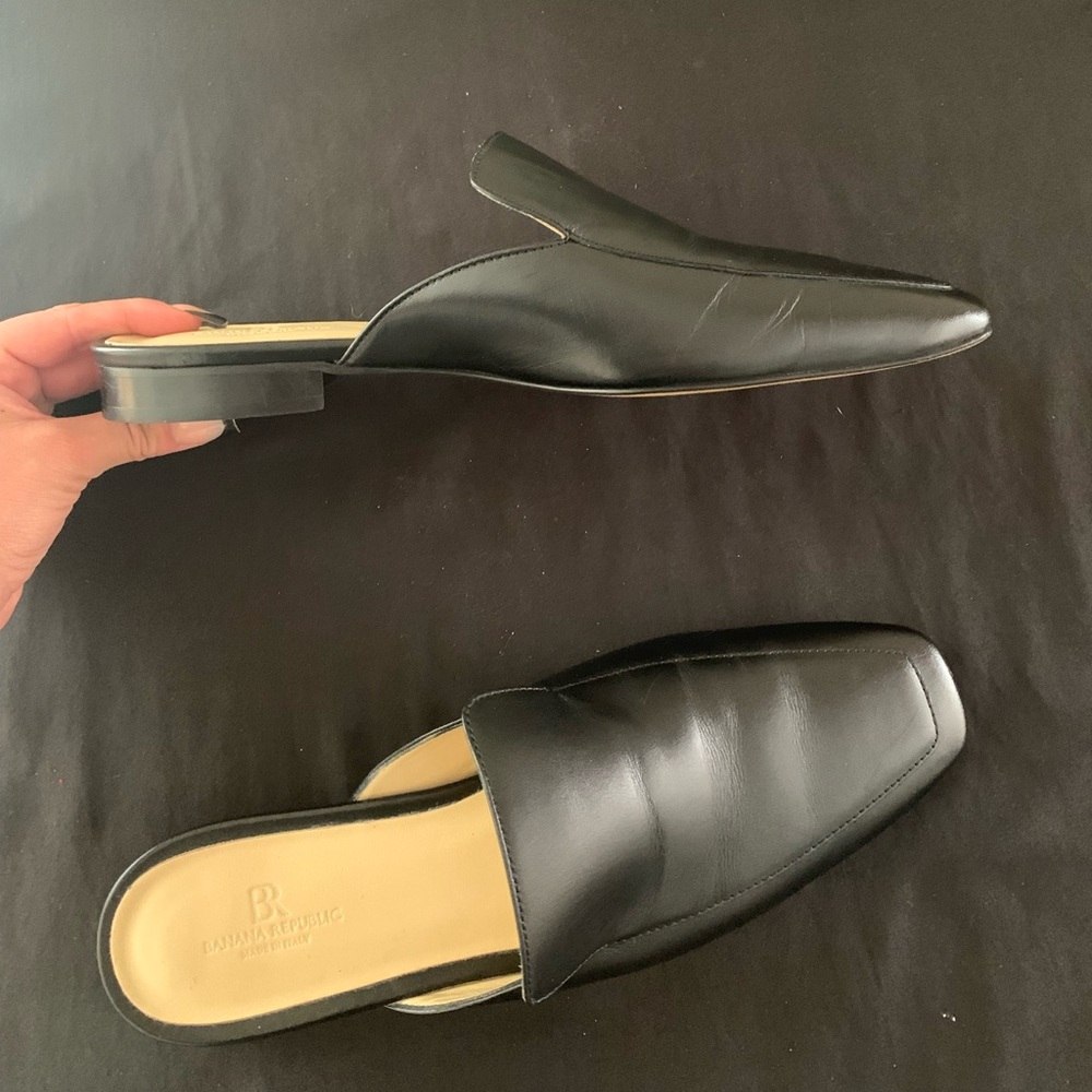 Banana Republic mules